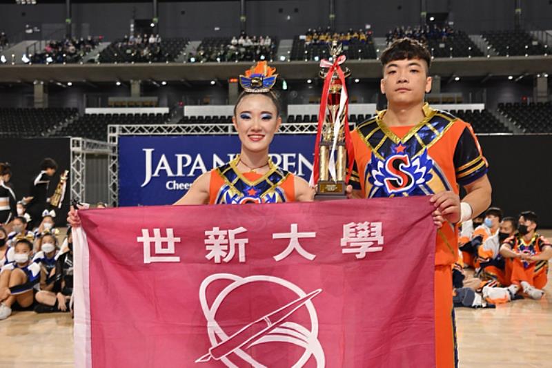 圖五：世新大學成功為校爭光，勇奪競技啦啦隊公開男女混合團體組銅牌