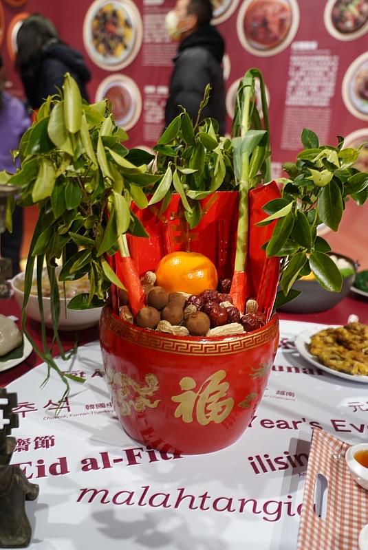 馬祖過年祭拜用的「絡歲飯」象徵年年有餘