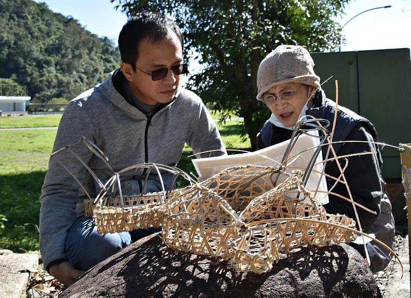 聯善美的基金會展開「傳藝祈島洄龜計畫」，不僅復刻傳統籐編工藝，邀請藝師透過「六角編」的基礎技法編製出20隻籐編龜。