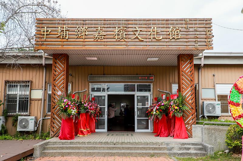 「遨遊自在逍遙李正雄紀念畫展」 退休後手執畫筆開啟人生第二春 -5