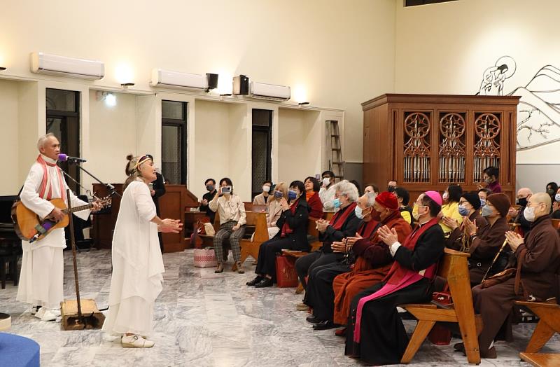 世界宗教博物館發展基金會主辦的跨宗教「彈琴說愛音樂會」，2月8日晚間在輔大淨心堂登場。（圖由世界宗教博物館提供）