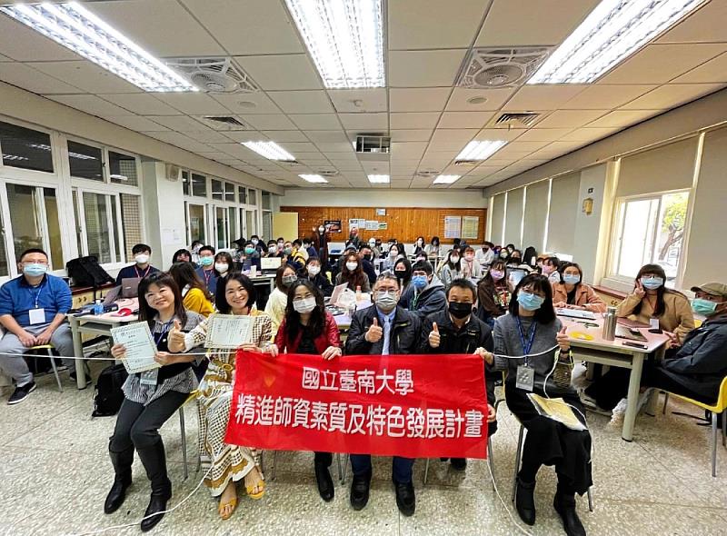 營隊開幕式合影