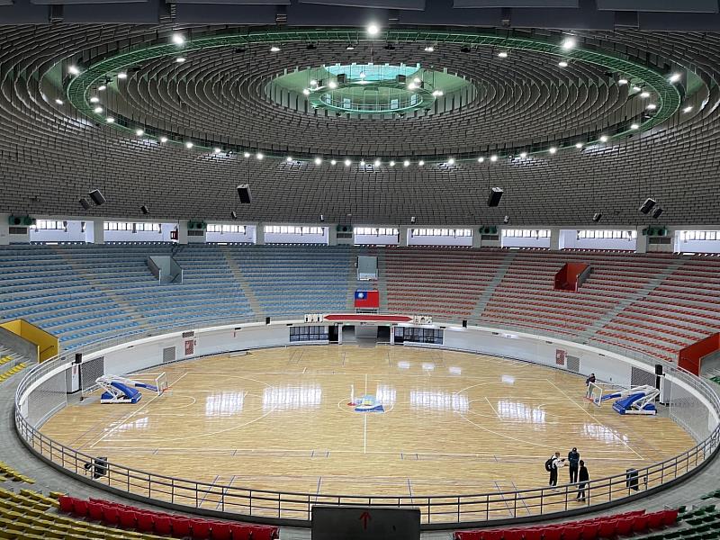 縣立體育館優化啟用 臺東第二屆品學盃校際籃球對抗賽開打 饒慶鈴:鼓勵孩子兼顧品格與學業！