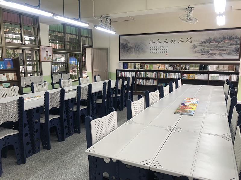 福德國小靜思閱讀書軒環境照(頂新和德文教基金會提供)