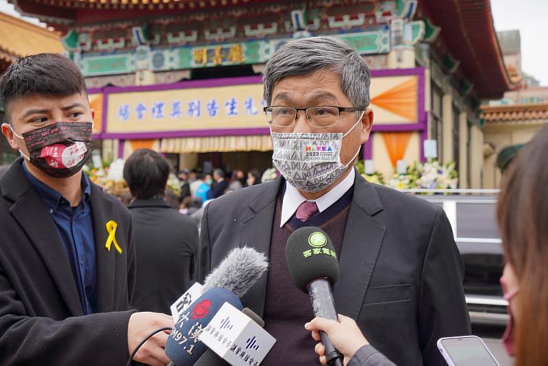 客委會主委楊長鎮回憶起徐智俊對客家傳播的熱情，滿是感動及不捨。客新聞提供