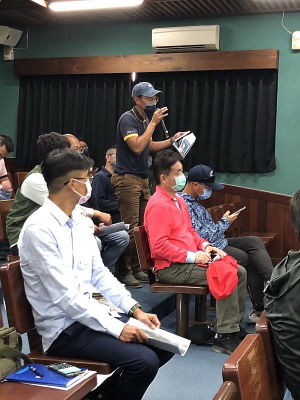 屏縣府舉辦「屏東琉球鄉交通港口水岸風貌改善」地方說明會3