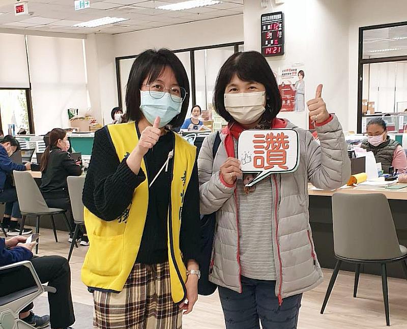 民眾大讚工商登記服務中心環境改善及服務態度。