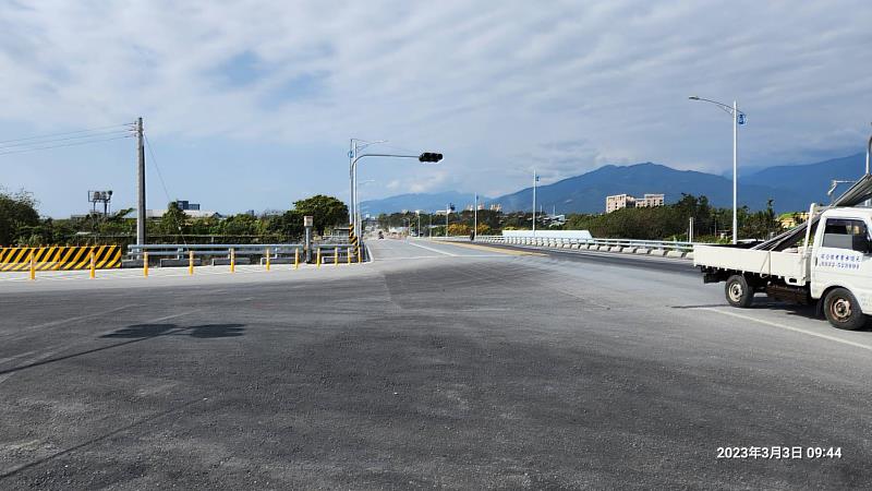 臺東縣政府辦理南王右岸三號堤防改善工程實施交通管制 南平橋13日起封閉