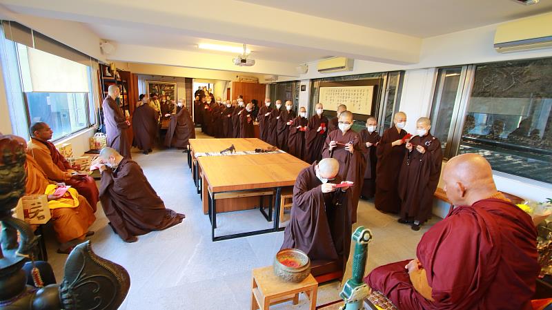 圖說4、斯里蘭卡國師(Ven.Talagala Sumanaratana Thero)，來訪靈鷲山。講述如何修持今生與來生的福德，並祝願早日成佛。（靈鷲山佛教教團提供）