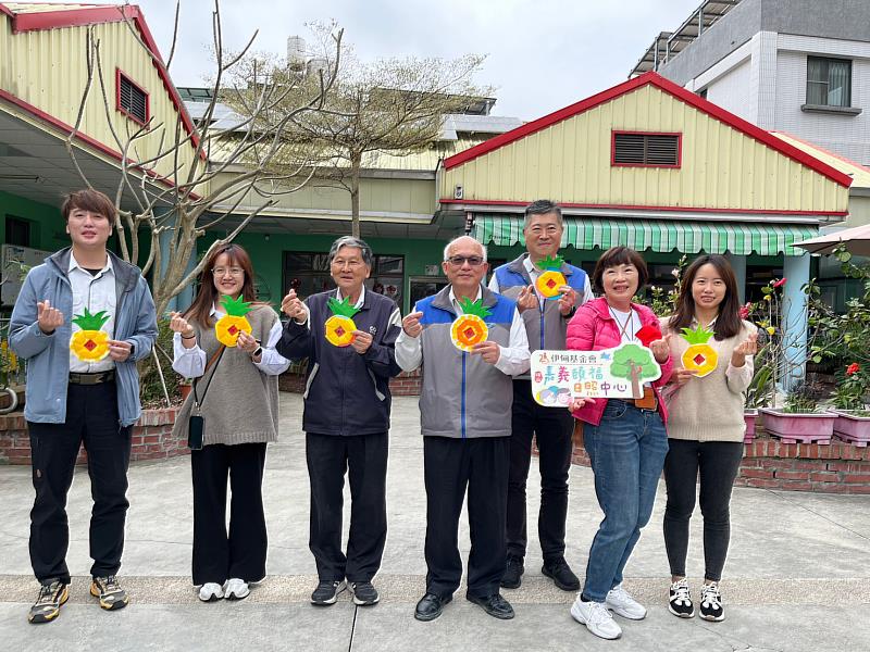 感謝瑞助營造長年支持伊甸服務單位修繕，也祝大家今年好運旺旺來