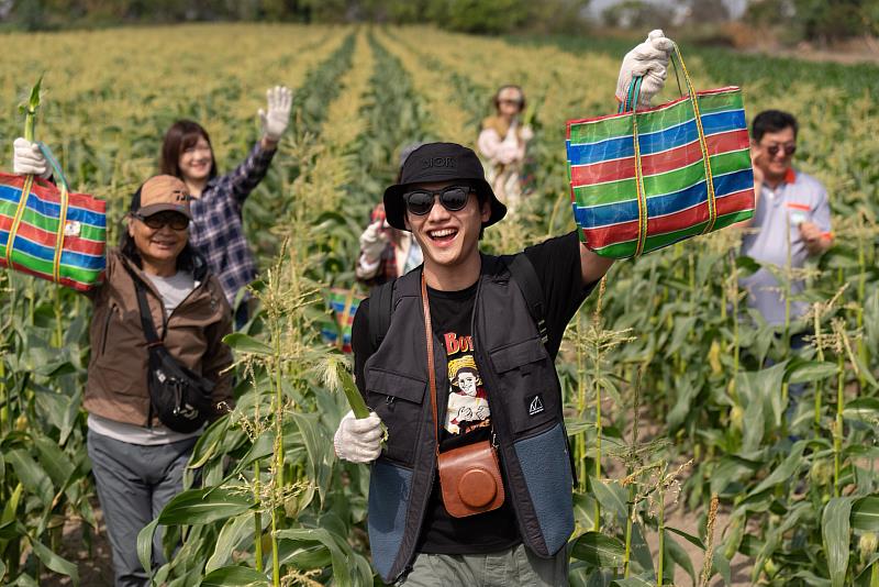 旅行實境秀《花甲少年趣旅行》來嘉！四位明星結伴開啟嘉義之旅