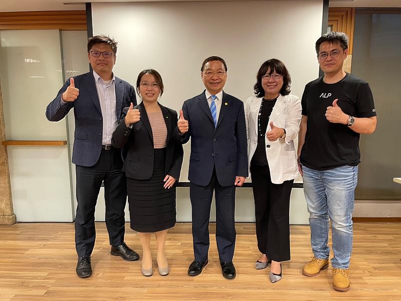 勤業眾信攜手商總日前舉辦數位轉型及數據應用系列講堂–數位轉型下的淨零永續策略