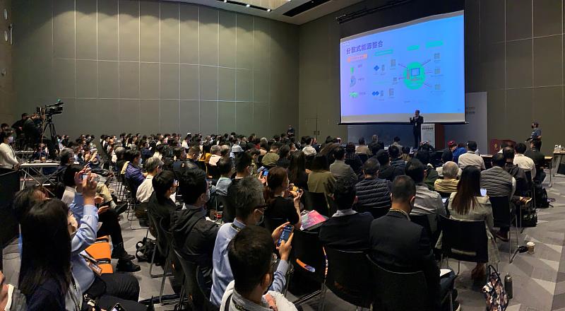 展中規劃趨勢論壇、達人講堂、採購洽談會等一系列Hybrid行銷活動，提供參展商與買主多樣化的互動方式，增進參展效益。