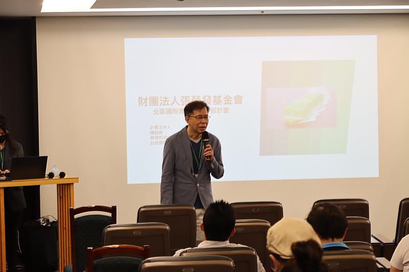 計畫主持人陳超明在會中強調，雙語及國際化不是一種口號，而是要落實在實際的國際志工與英語場景上。