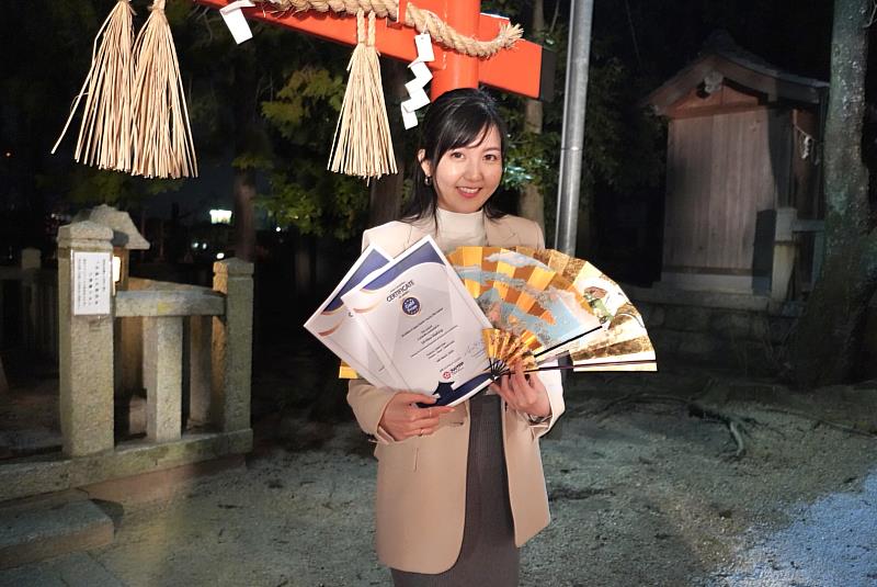 黃小玫與2023日本國際觀光影像節獲頒獎項合照