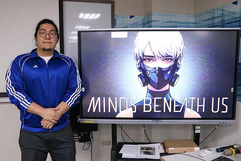 圖一：世新數媒系系友張秉華與團隊製作出橫掃全台大獎的科幻敘事遊戲《沉沒意志Minds Beneath Us》