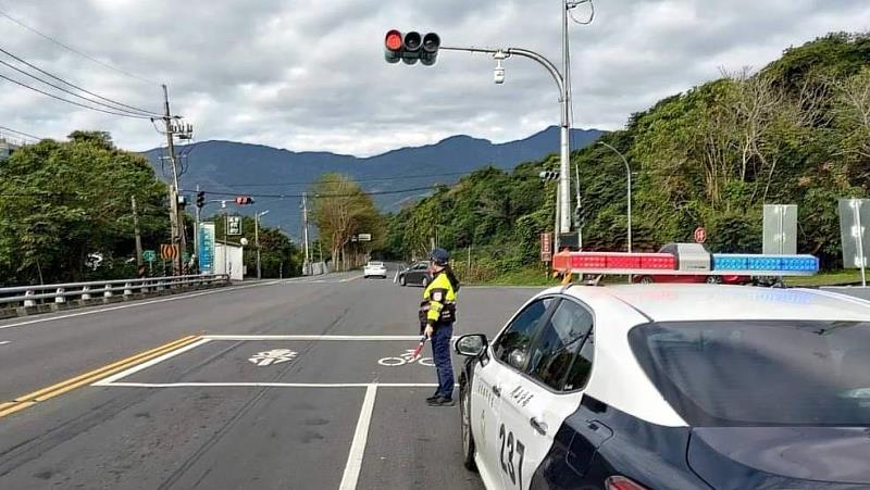 臺東關山警察分局加強清明連假交通疏導勤務 維護行車順暢及安全