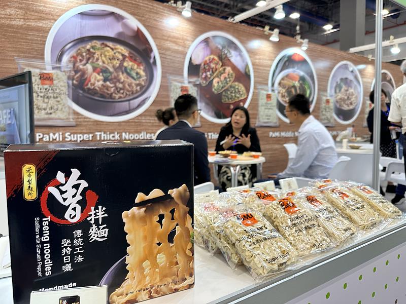 3.曾拌麵計畫進軍拉美，於巴拿馬國際商展亮相。(貿協提供)