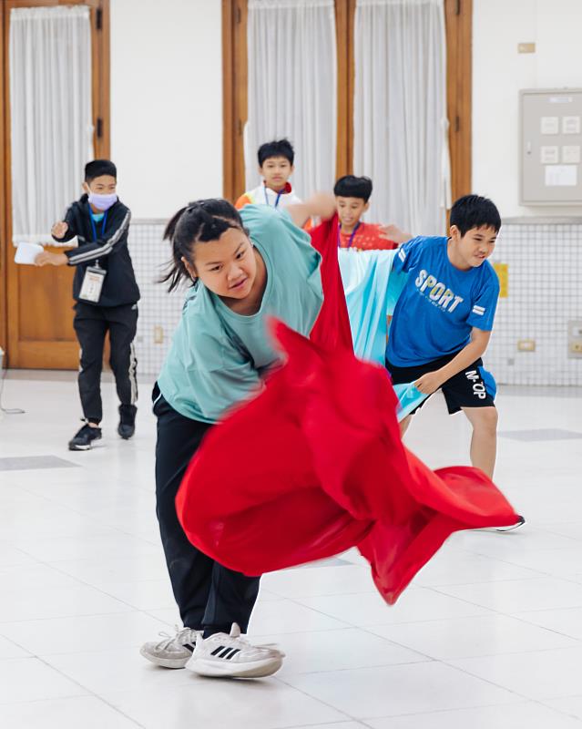 圖三：各組團隊以生活經驗、部落文化等為題材，融入創造力和想像力，為成果發表帶來驚喜。