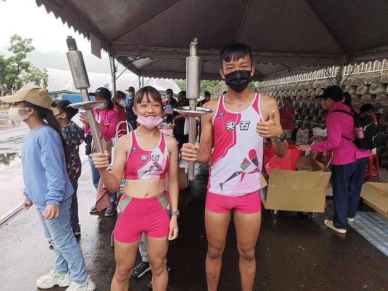 雲庭瑄(左)及湯承恩(右)都將代表竹縣參加全中運賽事。