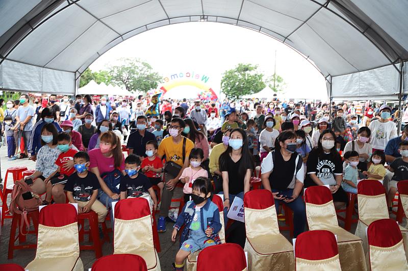 桑椹節開跑！翁章梁：吃桑椹來義竹就對了