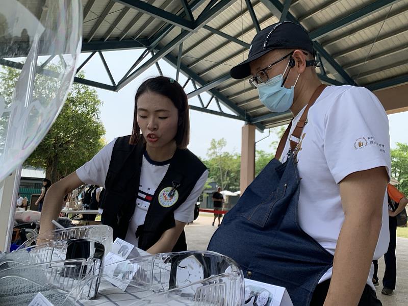 體驗穿著手作孕婦裝