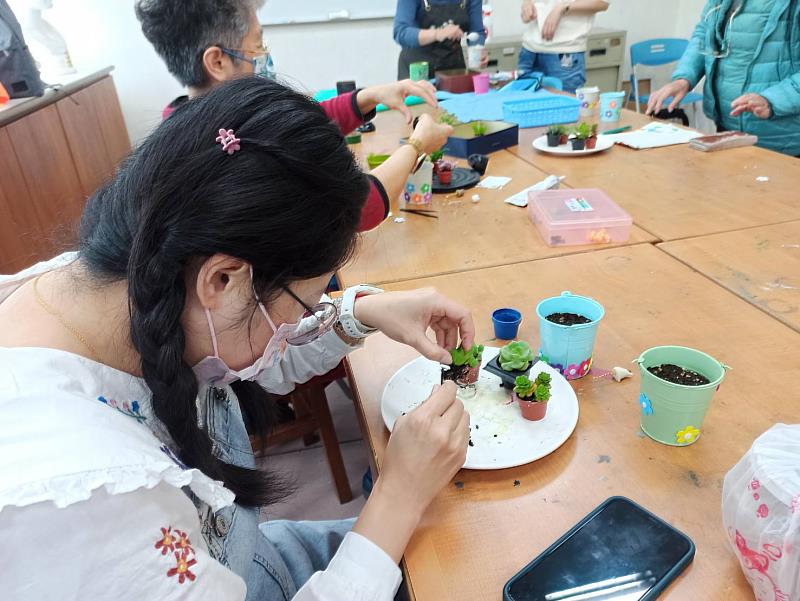 學習有活力 生活更亮麗 救國團熱門學習課程--5月9日起陸續開課