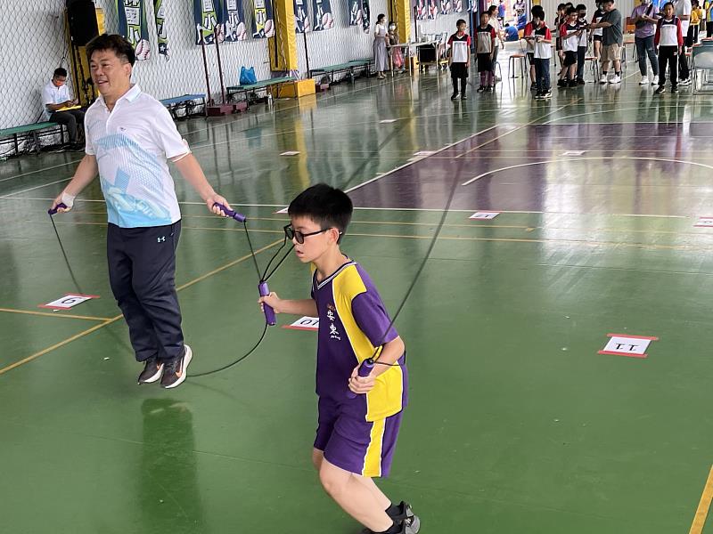 跳出健康，擁抱幸福！111學年度嘉義縣學生跳繩比賽圓滿完成