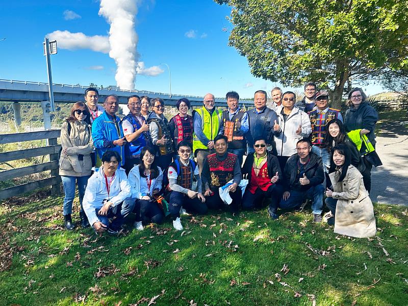 縣長饒慶鈴率團參訪考察紐西蘭地熱發展  推動環境永續打造不一樣的潔淨能源