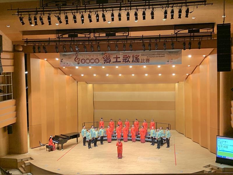 111年全國學生表演藝術類鄉土歌謠競賽 臺東縣師生勇奪3項特優、7項優等