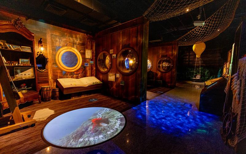 「潛行探索臺灣－水下文化資產特展」整合水下與陸上遺跡，透過多媒體互動，讓展覽更加生動有趣。