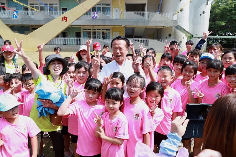 嘉義縣灣內國小83週年校慶暨PU跑道啟用剪綵典禮