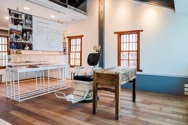 歷史建物注入全新生命 牛挑灣吳杯初濟生病院揭牌啟用-5