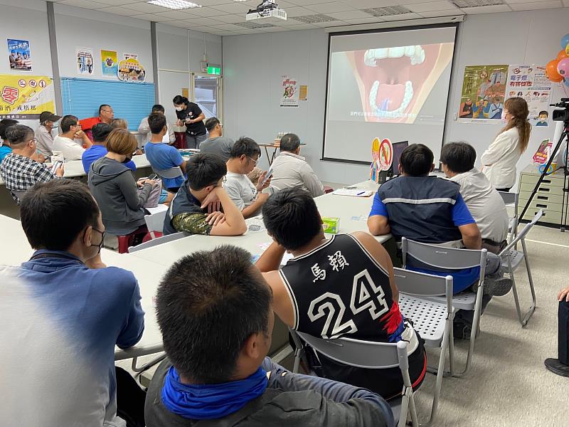 臺東守護營造業勞工健康！滿30人可向衛生局申請免費到工地口腔黏膜檢查