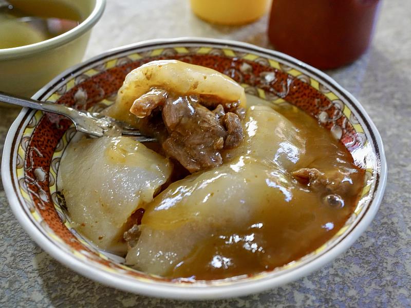 迓媽祖不忘享受美食！文觀局推薦朴子人氣小吃 在地人排隊也要吃