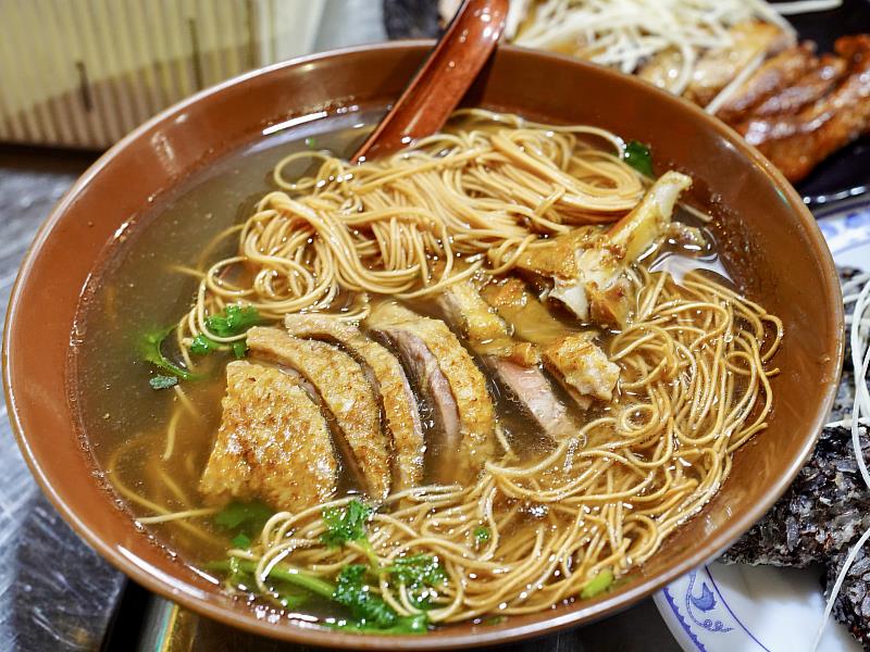 迓媽祖不忘享受美食！文觀局推薦朴子人氣小吃 在地人排隊也要吃