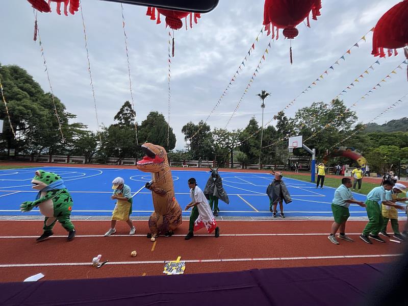 嘉義縣梅山鄉瑞峰國小65週年校慶暨PU跑道啟用典禮