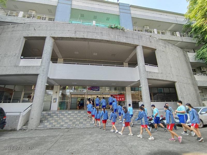 112年屏東考區國中教育會考考場 第一天秩序良好