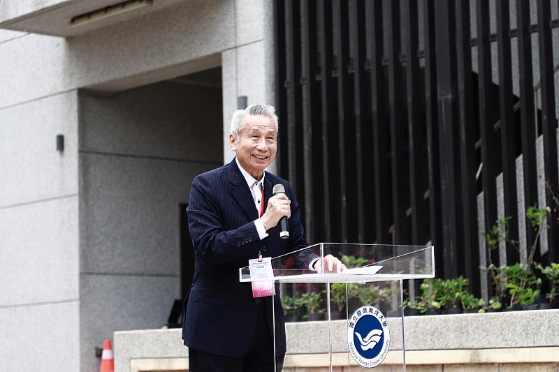 馬祖校區國際學舍最大捐款者王光祥學長表示將為學生帶來更好的學習環境