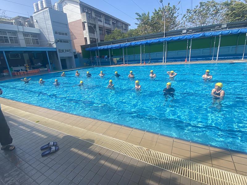 加強民眾自救救人能力 臺東縣府開辦水域安全訓練及親子體驗 救生員初複訓即日起報名