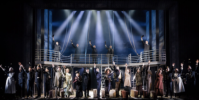東尼獎音樂劇《Titanic鐵達尼號》劇照。圖／泓洋國際、愛樂愛城文化傳媒