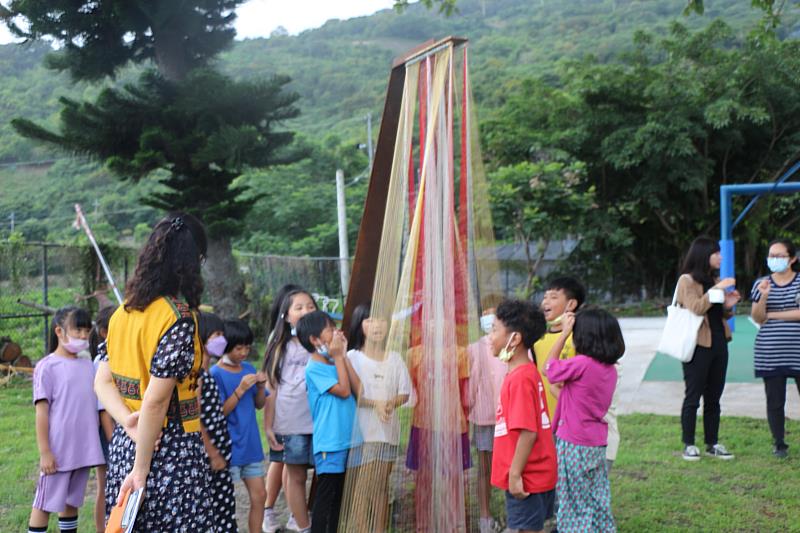 公共藝術下鄉進駐新興國小 東縣府成果分享 打造臺東藝文教學環境
