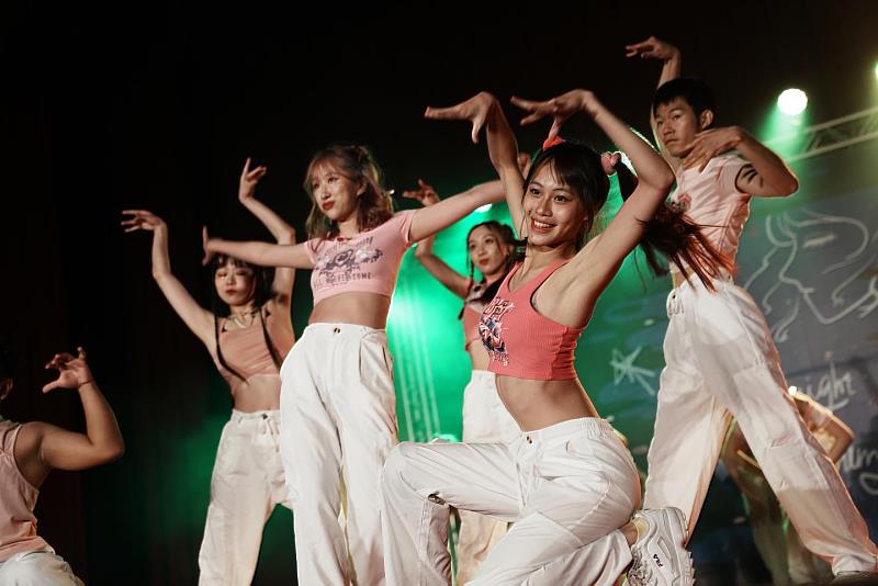 精采表演讓觀眾感受街舞文化