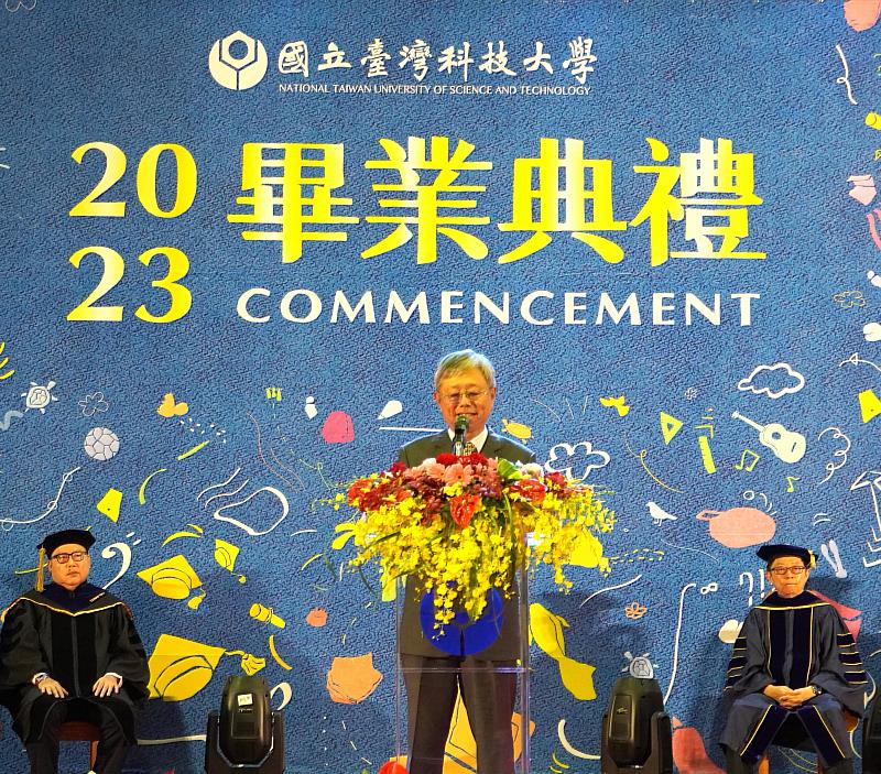 臺科大校友總會理事長，撼訊集團總經理陳劍威致詞