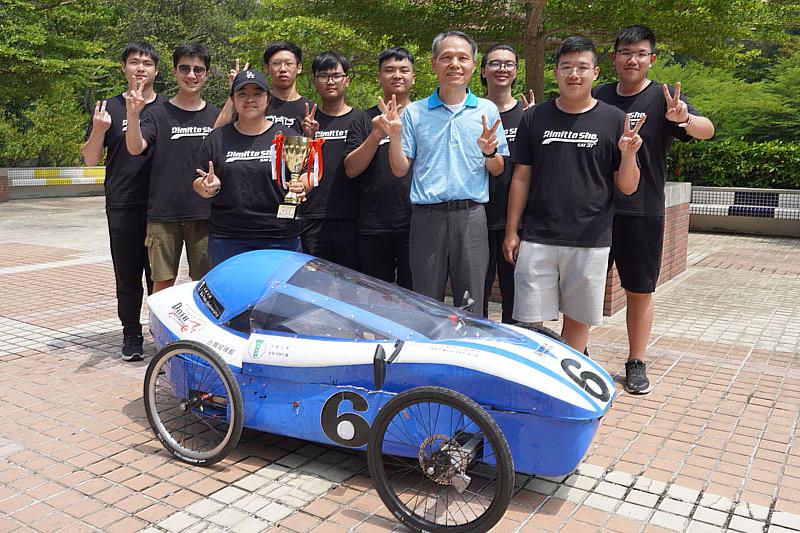 大葉大學機械系Rimitto Sho車隊榮獲電動車競賽第三名