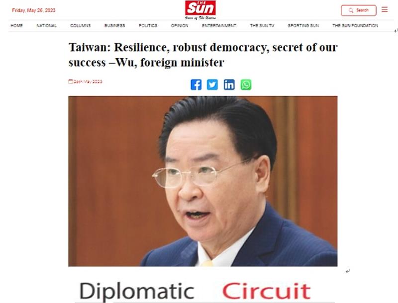 奈國主流平面媒體「太陽報」(Daily Sun) 網路版之外交圈(Diplomatic Circuit)專版所刊登採訪吳部長專文。