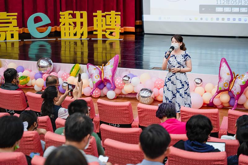 觀課月推動教育創新 師生共構學習社群-4