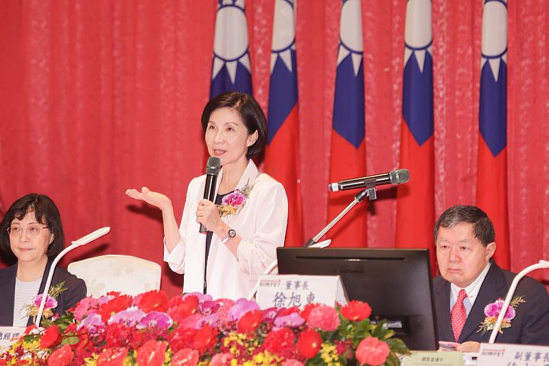 遠傳電信總經理井琪表示，2022年遠傳在總營收、獲利、新經濟營收、股價表現、顧客推薦度、員工滿意度、新業務發展等各項指標表現亮眼