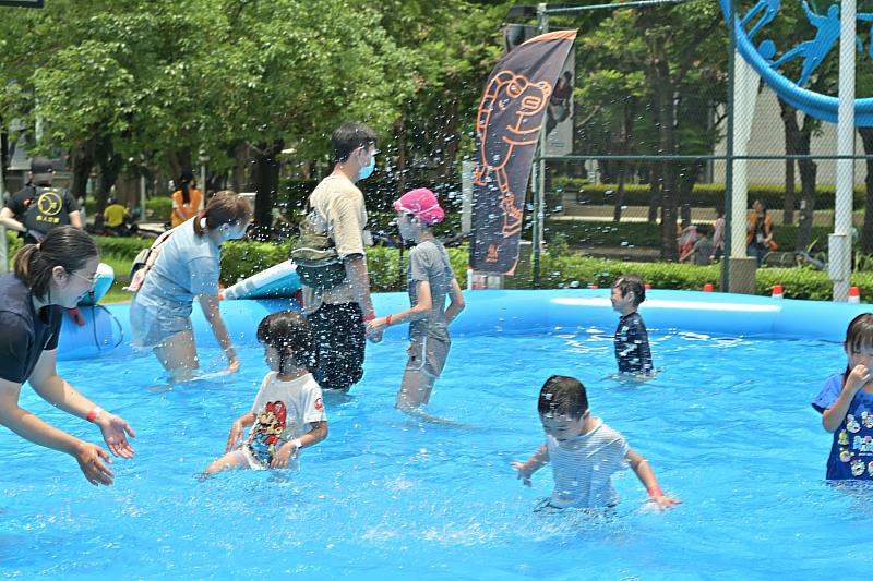 伊甸愛孩童幸福節水樂園專區，小朋友可以玩水消暑