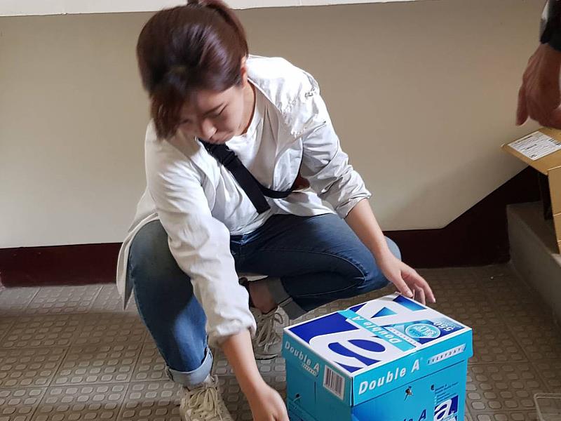 長榮大學生態中心同仁協助移動領角鴞2